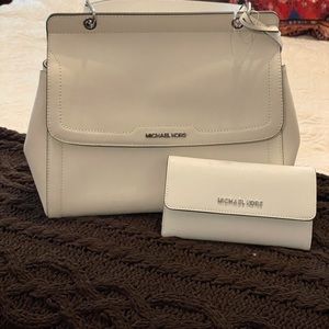 Michael Kors large satchel & matching wallet
